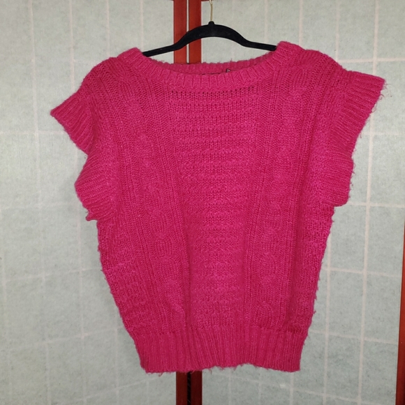 2 for $40! GUVC fuchsia sweater, butterfly sleeves med - Picture 6 of 6